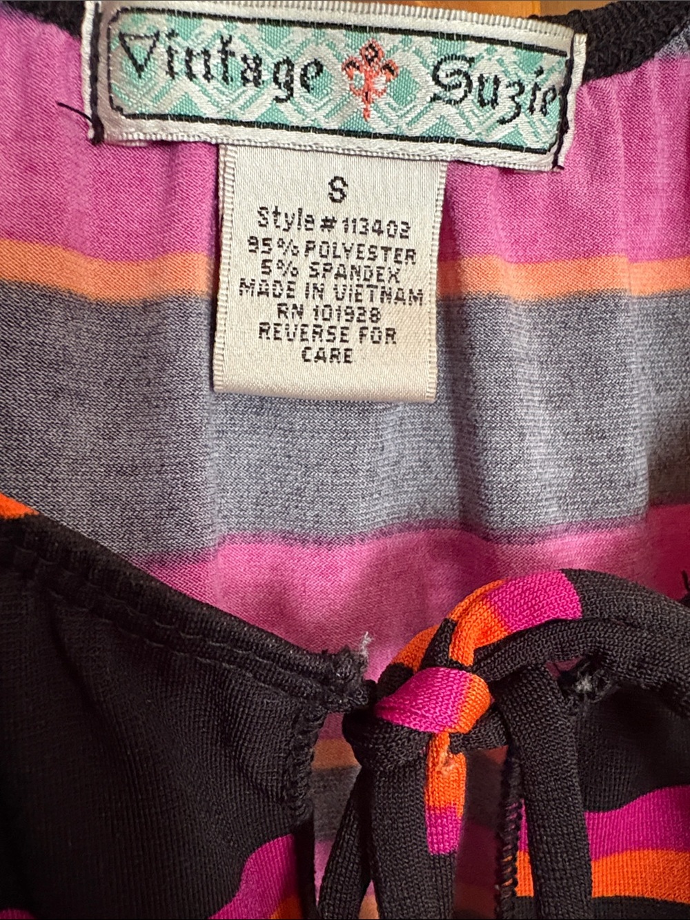 Colorful Striped top - Picture 2 of 7